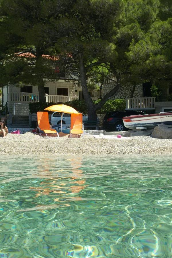Apartments By The Sea Brela, Makarska - 16065 Exterior foto